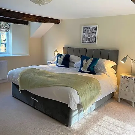 Cosy Nook Hotel